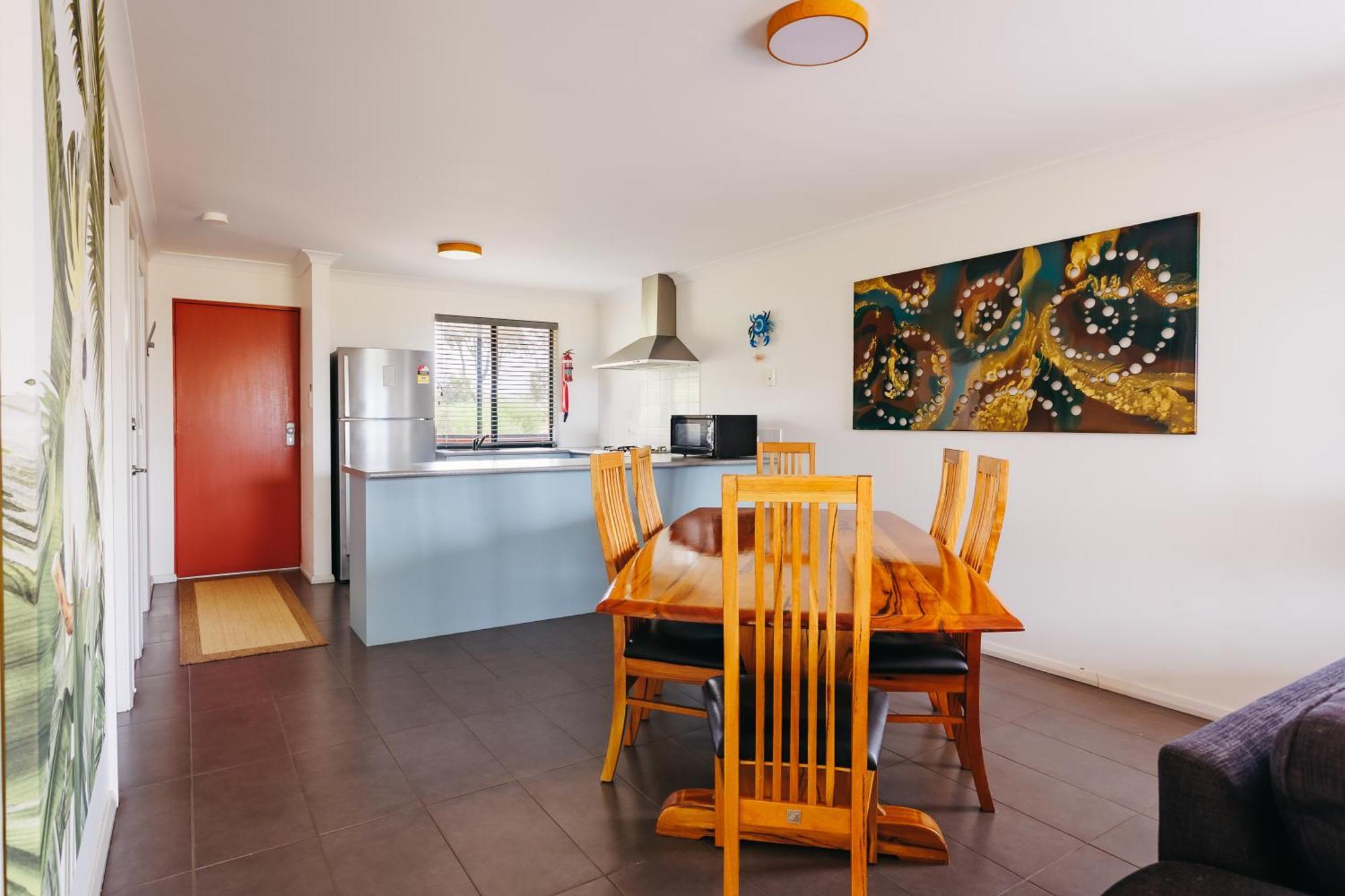 Cosy Corner By The Bnb Collection Albany Bagian luar foto